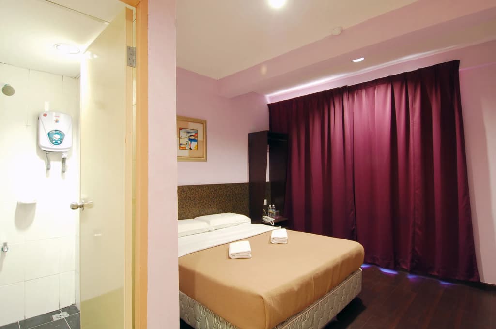 Aristo Hotel - photo 3