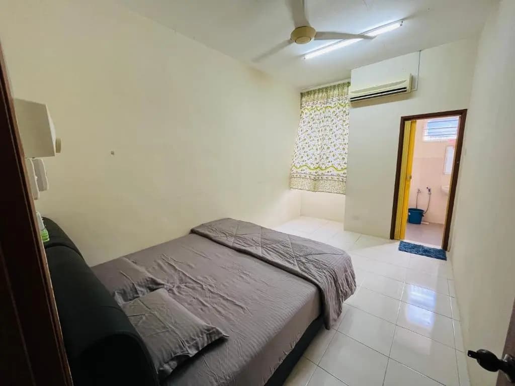 Cendana Residence Homestay 4 Kuala Ibai Kuala Terengganu - photo 3