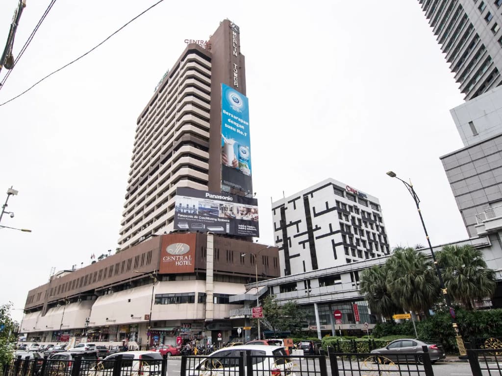 JB Central Hotel - photo 1