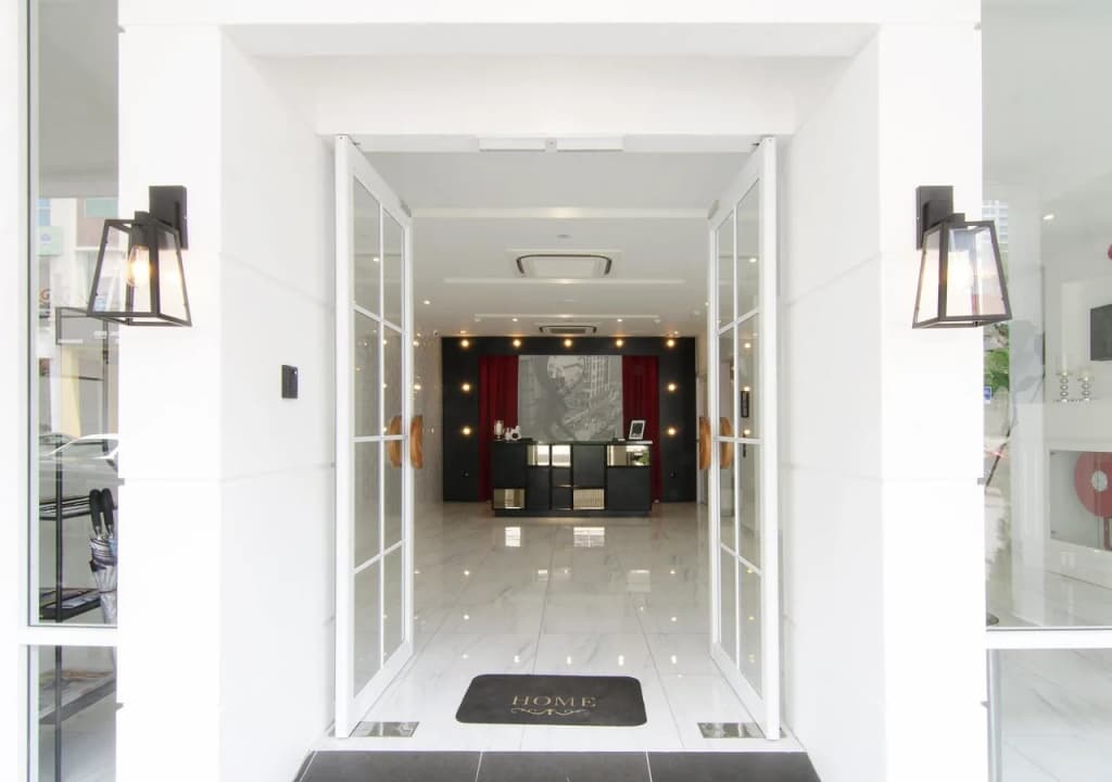 Havona Boutique Hotel at Mount Austin - photo 12