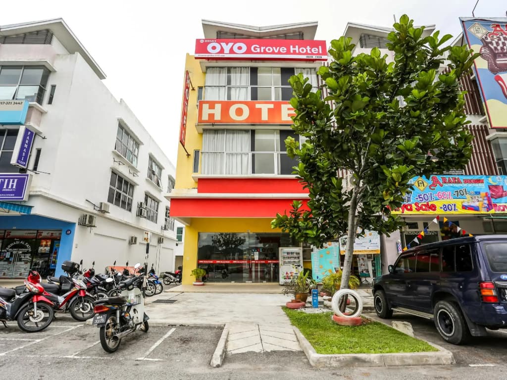 OYO 89583 Grove Hotel - photo 1