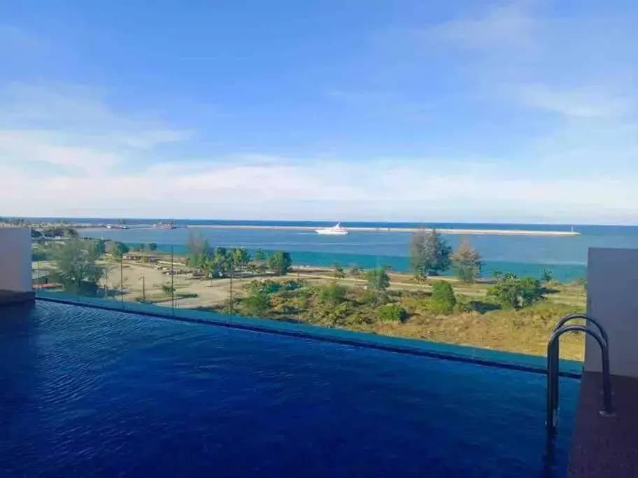 KT CITY HOMESTAY WITH 4 Bedrooms and POOL - photo 10
