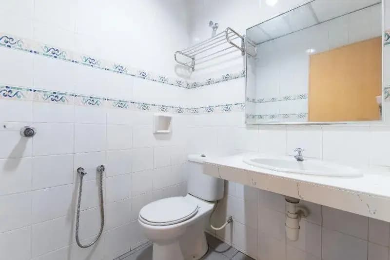 Oyo 447 Comfort Hotel Meru - photo 8