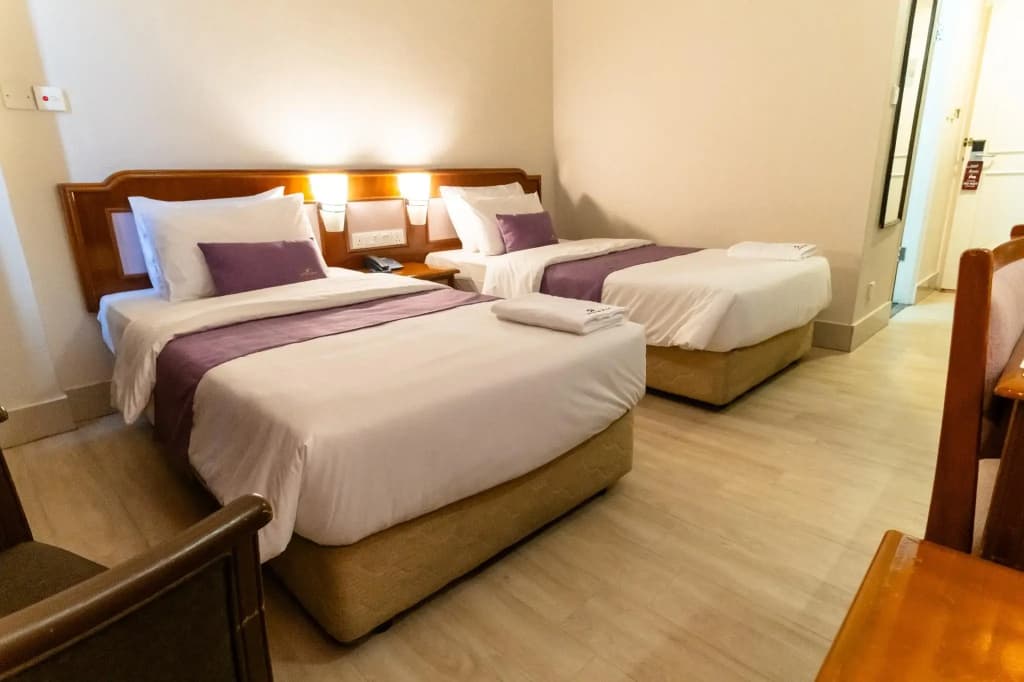 Somerset Hotel - photo 16