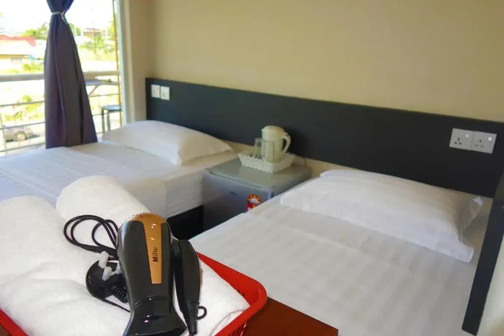 AE Semporna Guesthouse - photo 1