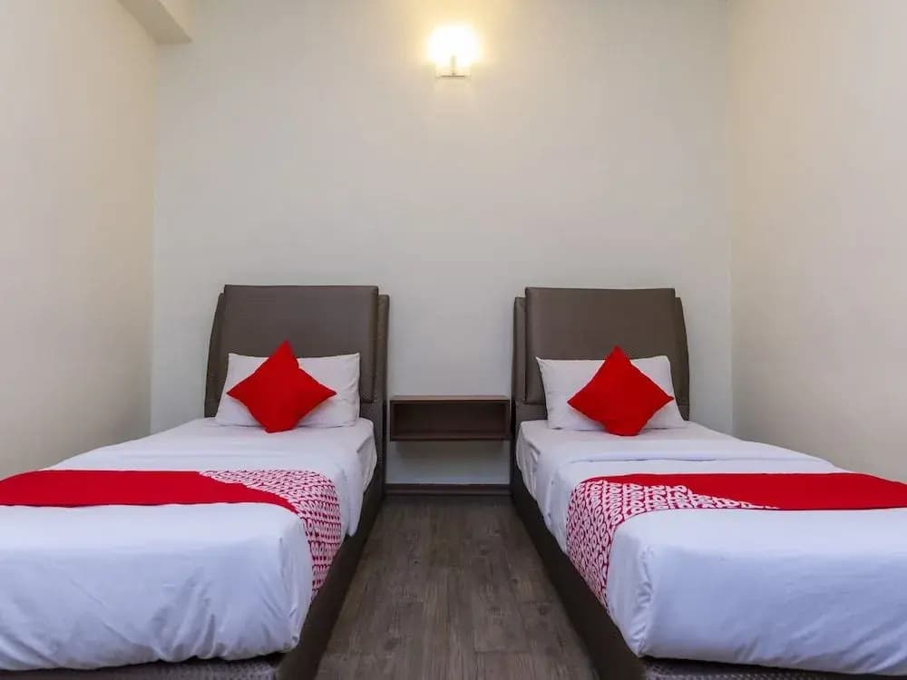 OYO 960 I Harmony Hotel - photo 7