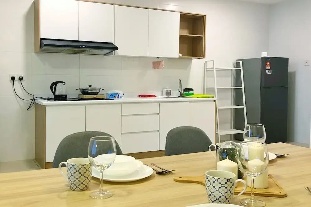 The Reizz Residence by Emily in Town - photo 9