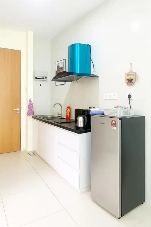 4PAX Studio NetfliX  Free WIFI - photo 8