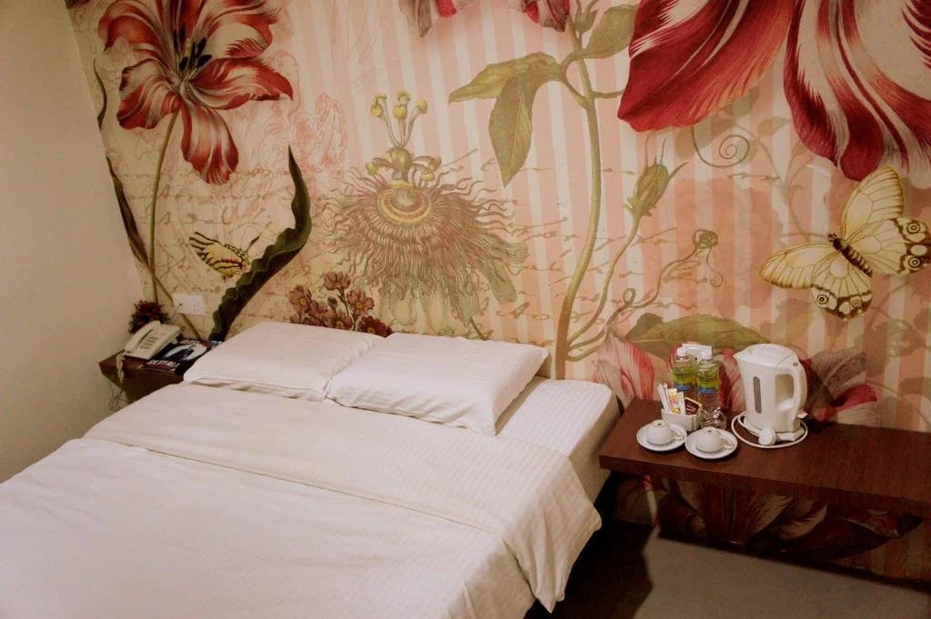 Lucky T Hotel - photo 7
