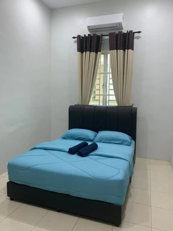 Vistana Indah Homestay - photo 10
