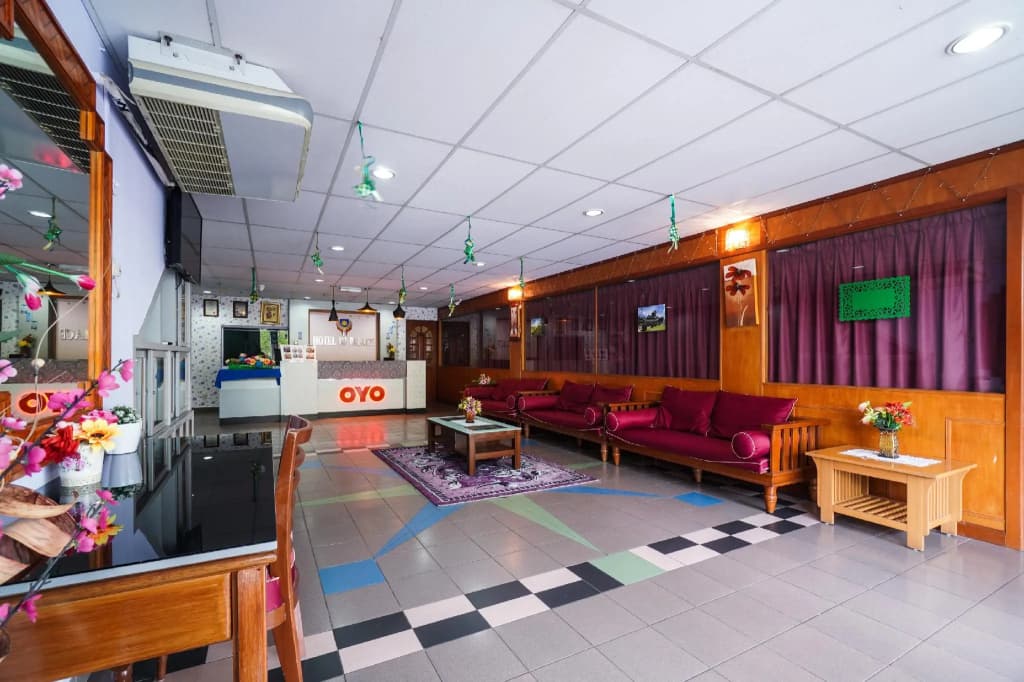 OYO 90929 DJ Hotel - photo 2
