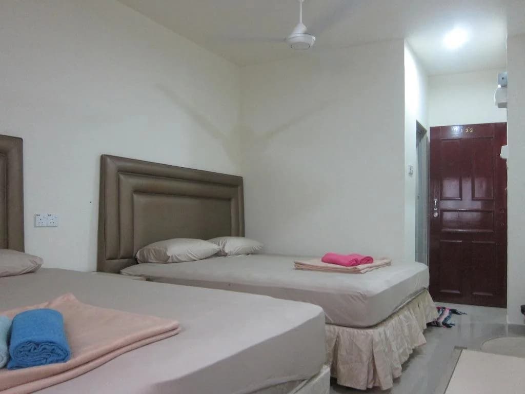 SB Hotel - photo 3