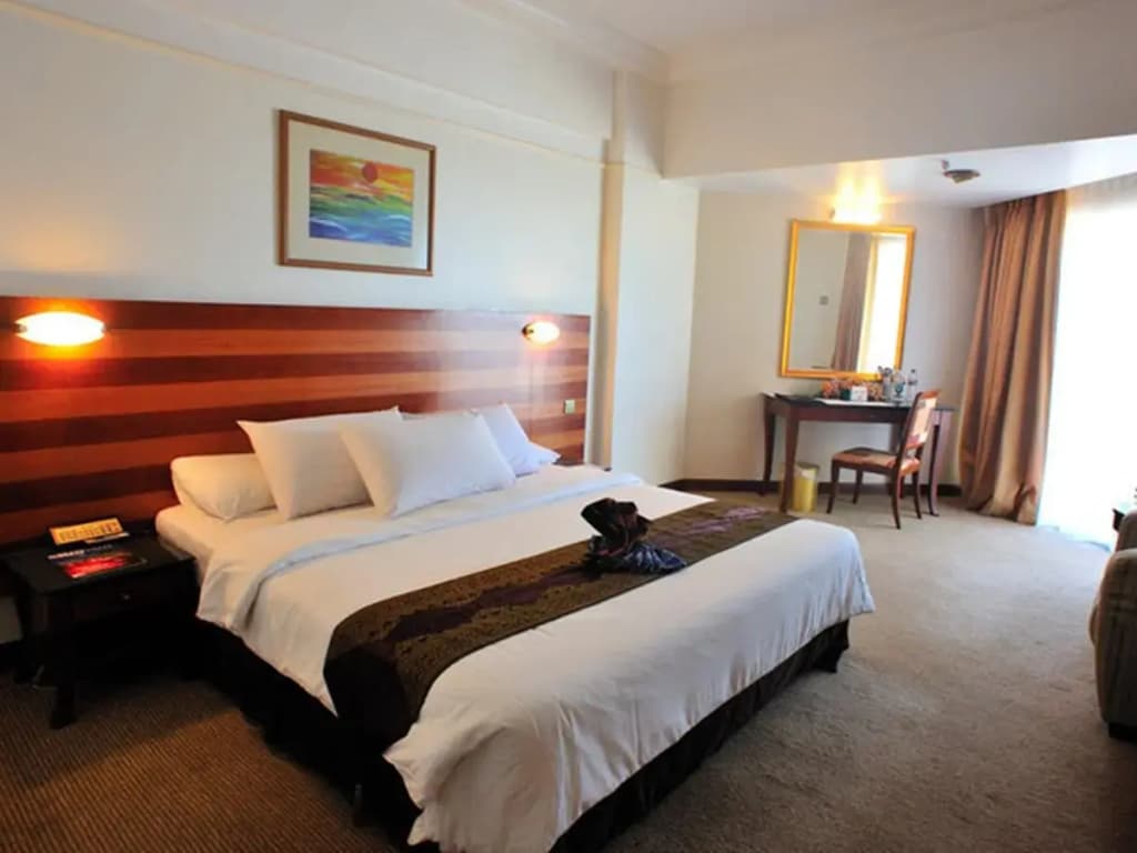 Primula Beach Hotel - photo 36