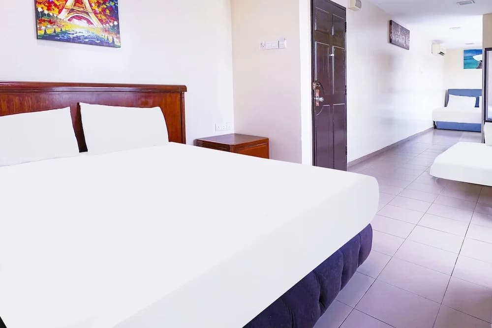 OYO 90486 Station Hotel - photo 5