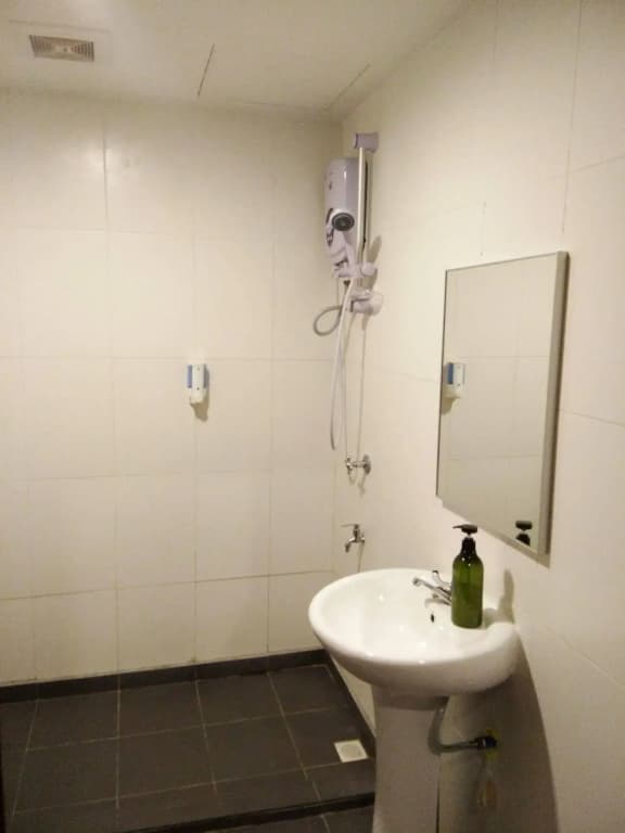 Lucky 11 Hotel - photo 11