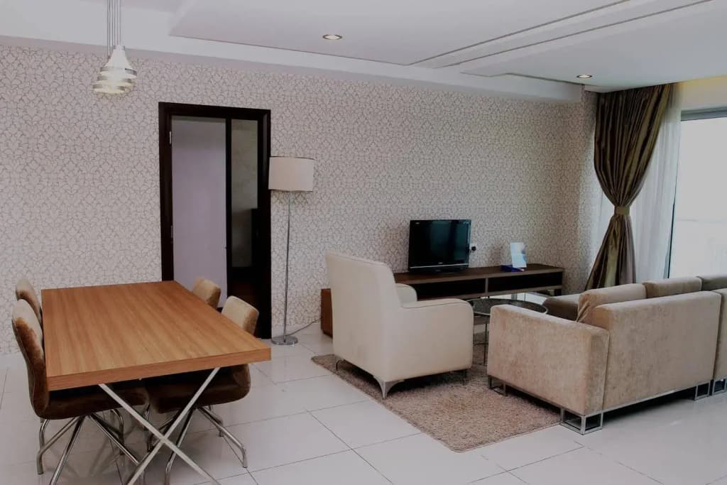 Regalia Upper View Hotel - photo 17