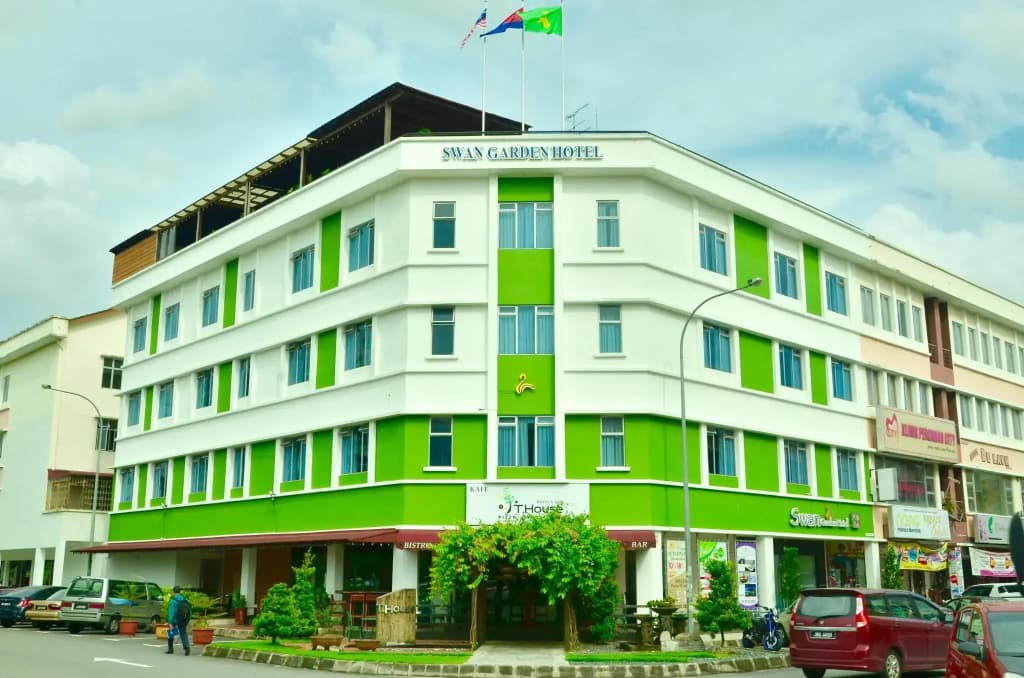 Swan Garden Hotel - photo 37