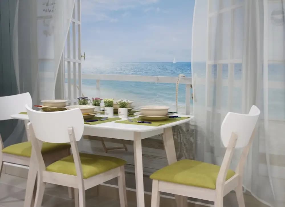 H2H Marine Home - photo 22