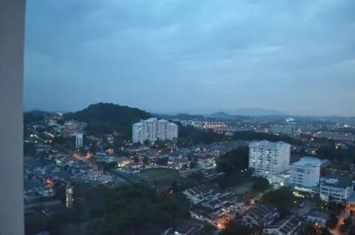 R.V Avenue 2 - photo 1