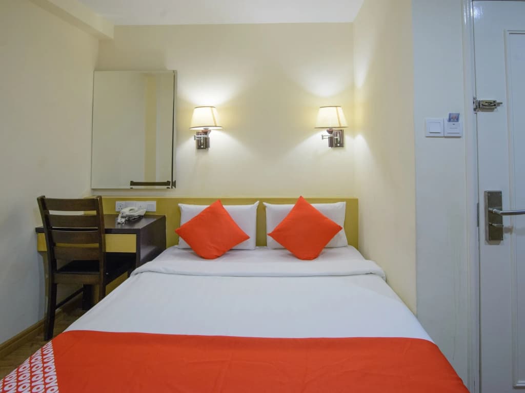 OYO 371 Grand Eastern Hotel - photo 7