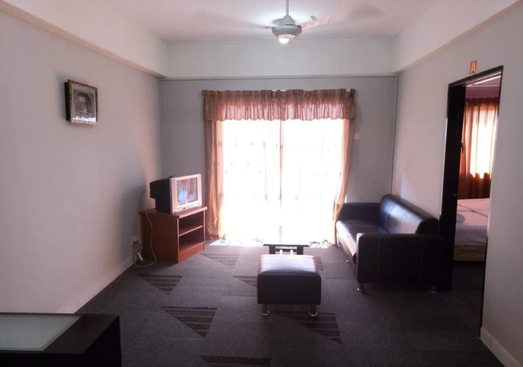Globallon Hotel - photo 4