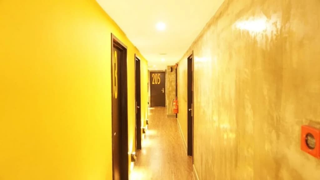 Monaco Boutique Hotel Kampung Air - photo 12