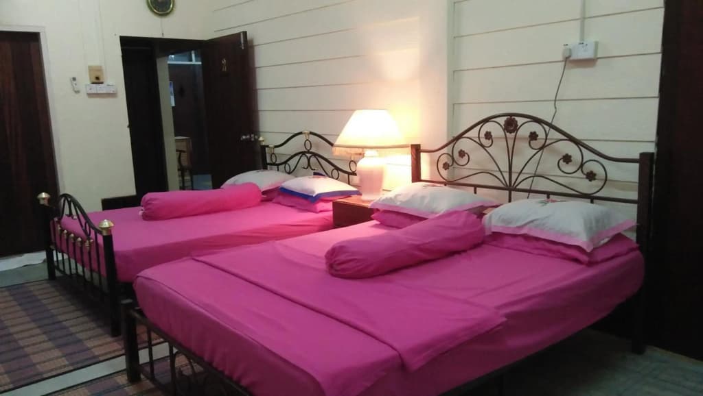 Teratak Ibunda Guest House - photo 16