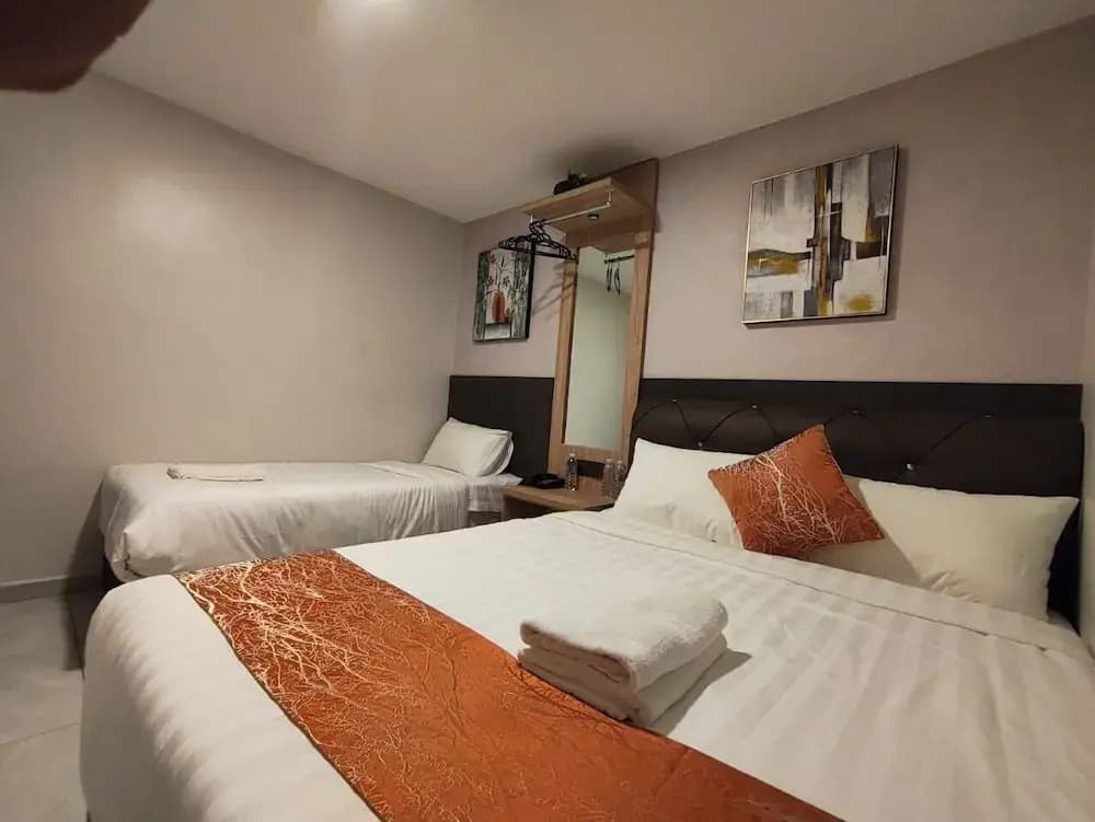 Hotel Mawar Inn - photo 21
