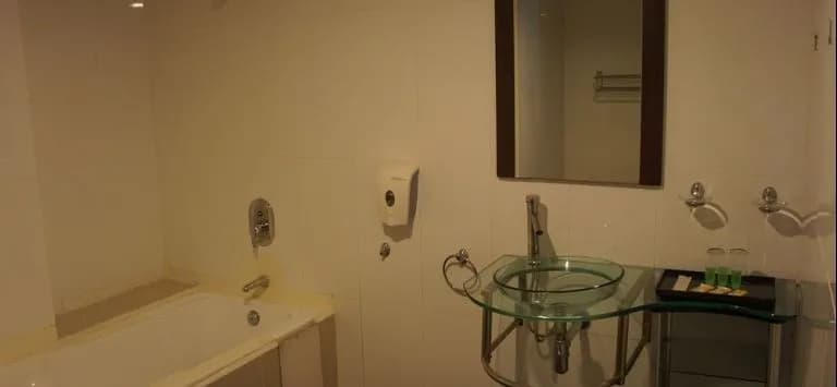 Hotel Abadi Melaka - photo 9