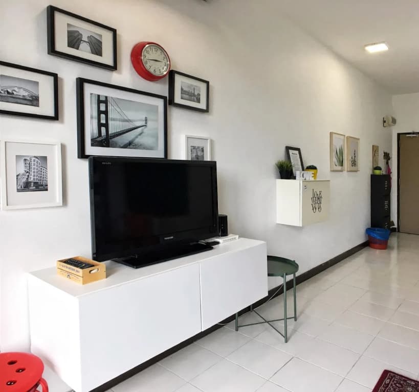 Ritze Perdana 1 - photo 1