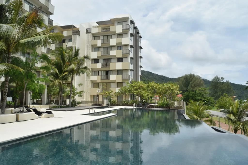 By The Sea Suites - SDB Host - photo 2