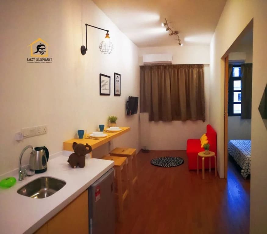 Lazy Elephant Guesthouse - photo 14