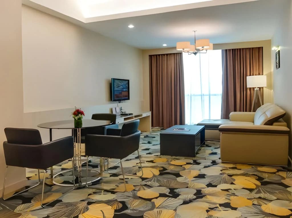 Imperial Hotel Kuching - photo 12