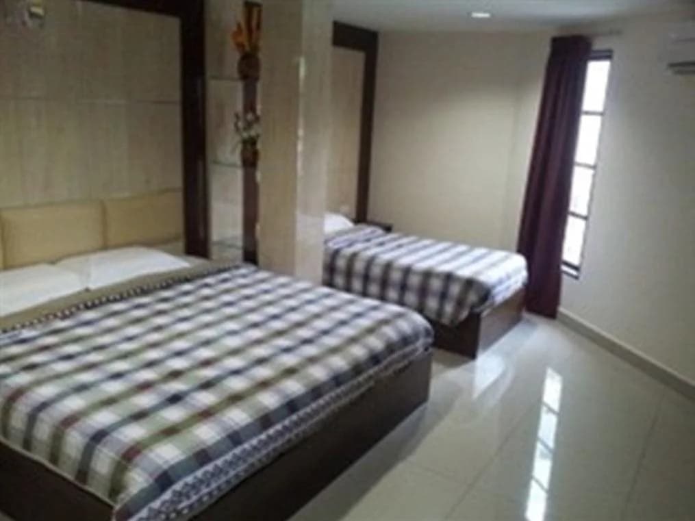 Admiral Hotel - photo 7