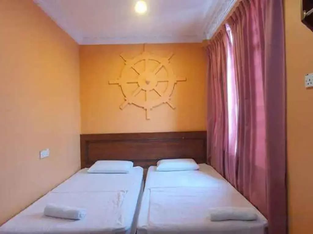 Highway Times Inn - photo 7