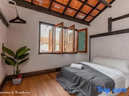 The Woods Cottage Near Jonker Melaka by I Housing - photo 6