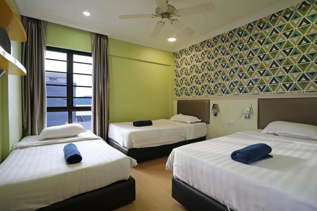 Marina Court Resort- 2 Units Connecting 3Bedroom Pool View Apartment Free 3 Parking MAXIMUM 18PAX INCLDING KIDS - photo 9