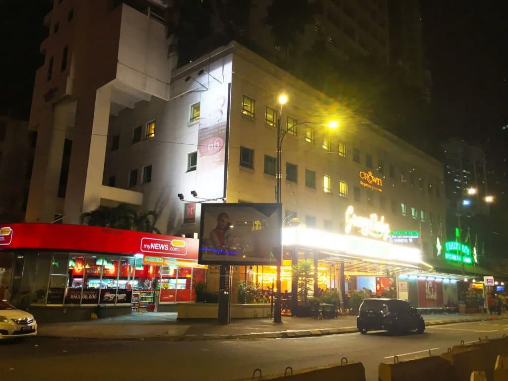 Soho Suites klcc by Homestay - photo 9