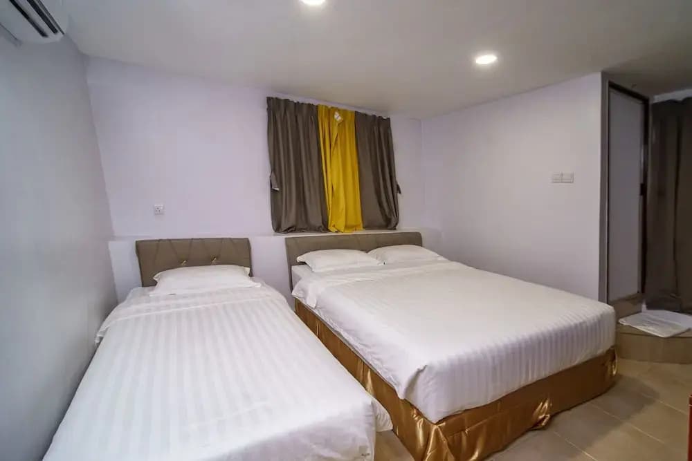 Hotel Uptown Semenyih - photo 5