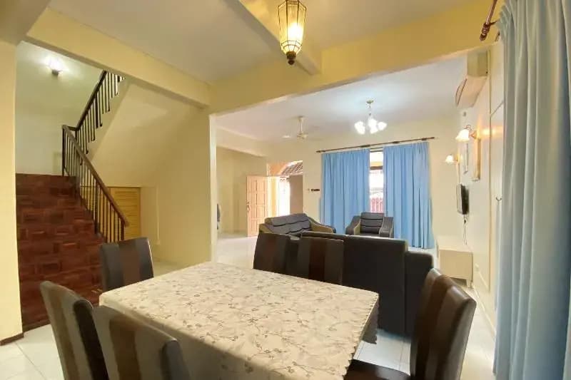 Oyo 90199 Homely&cozy House - photo 5