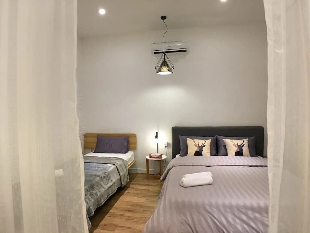 iBook4 Deluxe 2 Bedroom Gurney Suite by iBook Homestay - photo 3