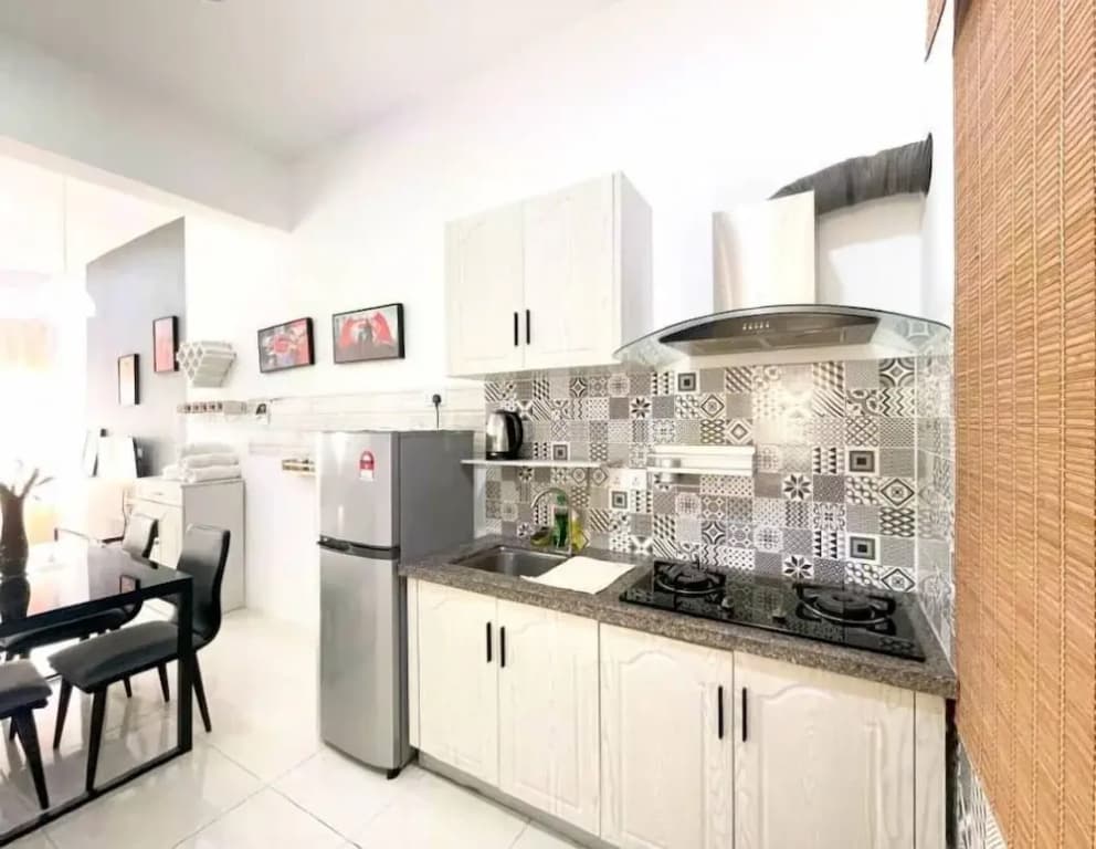 Simfoni Comfy 3BR Suite - photo 15