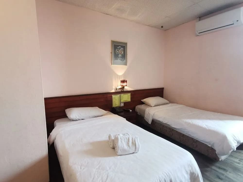 OYO 89864 Hotel Holiday Park - photo 7