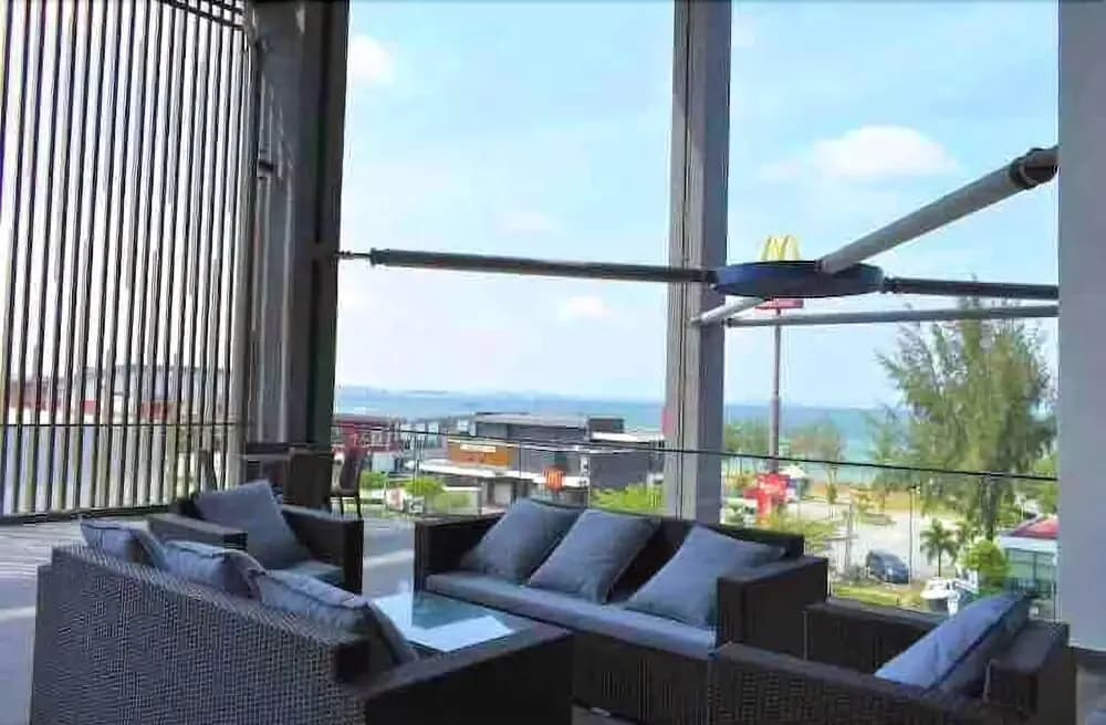 D'wharf Residence PD Waterfront Family Premier Suite by AirPlan - photo 6