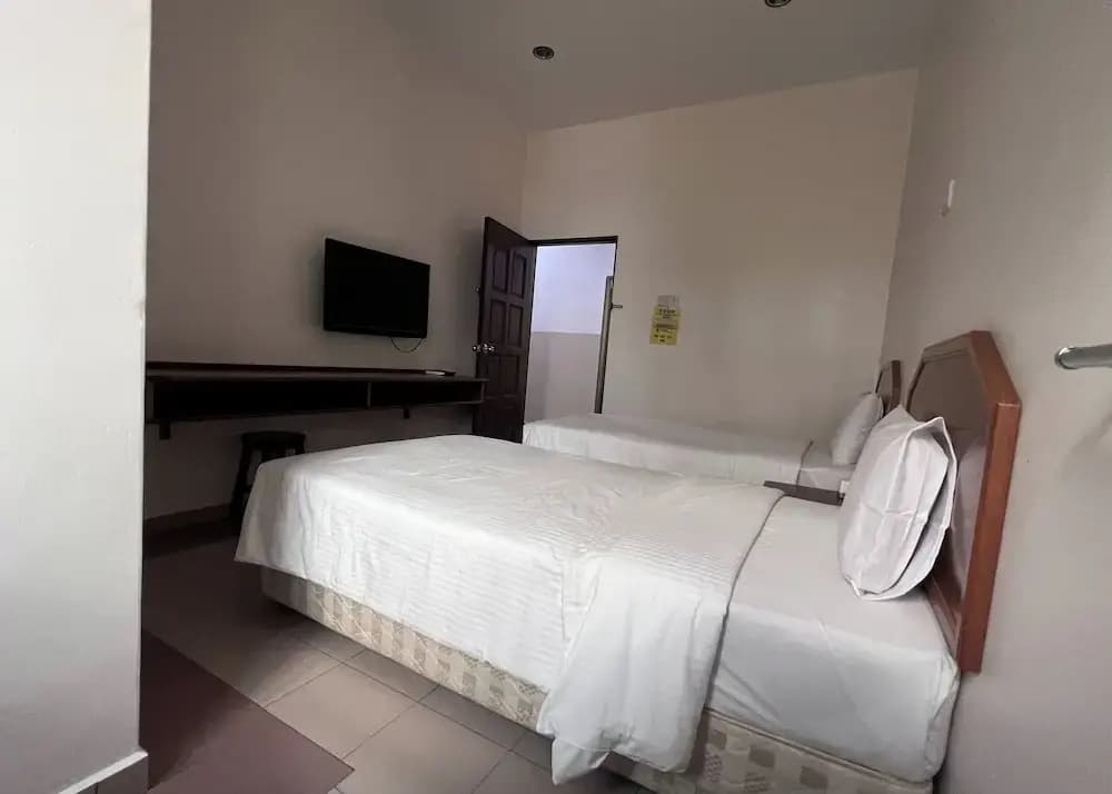SL Guesthouse Kuantan, Pahang - photo 2