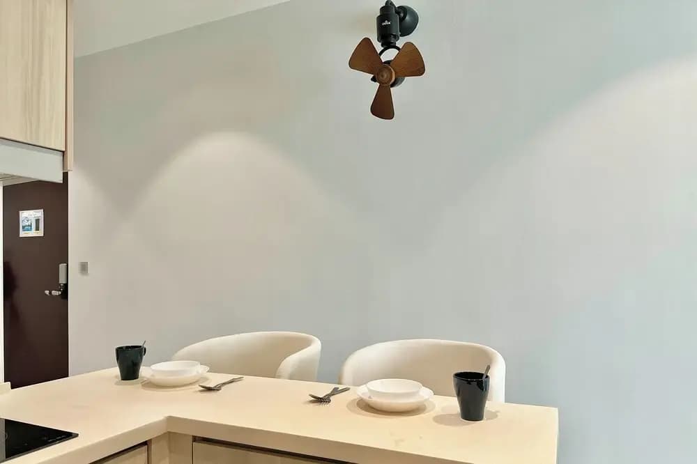 Paragon Suites CIQ By Stayrene - photo 20