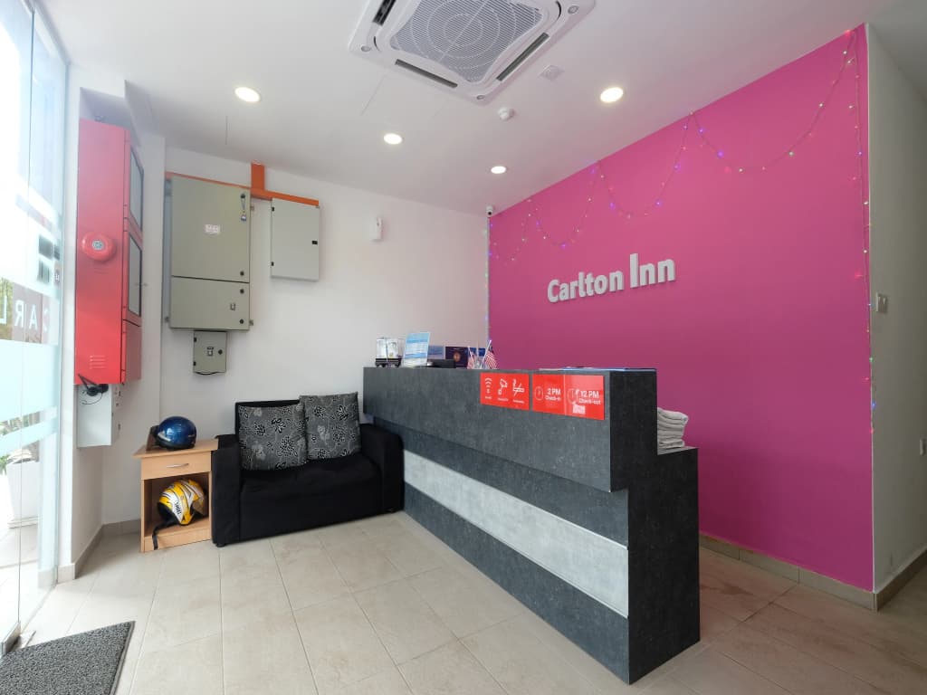 OYO 89492 Carlton Inn Bukit Ubi - photo 2