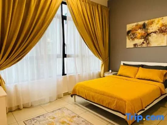 Icon2 Condo in IOI City Mall Putrajaya, Pool View - photo 2
