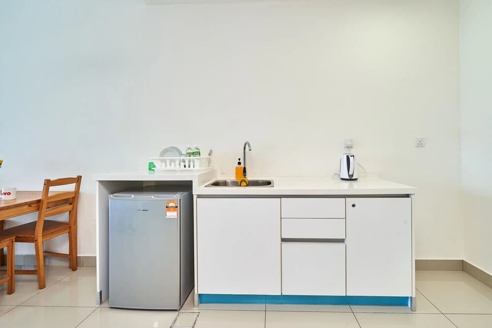 OYO Home 44001 Elegant Studio Setia Alam Trefoil - photo 17