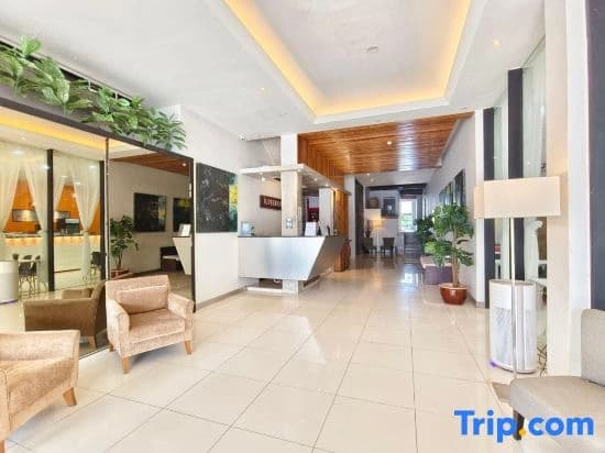 Riverbank Hotel by MRVJ BUSINESS - photo 1